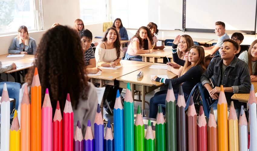 La scuola è un luogo d’incontro tra docenti e studenti dove accade l’insegnamento.